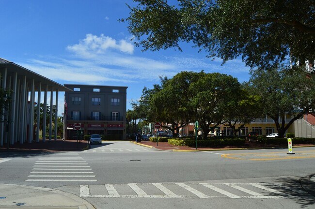Building Photo - 687 Celebration Ave