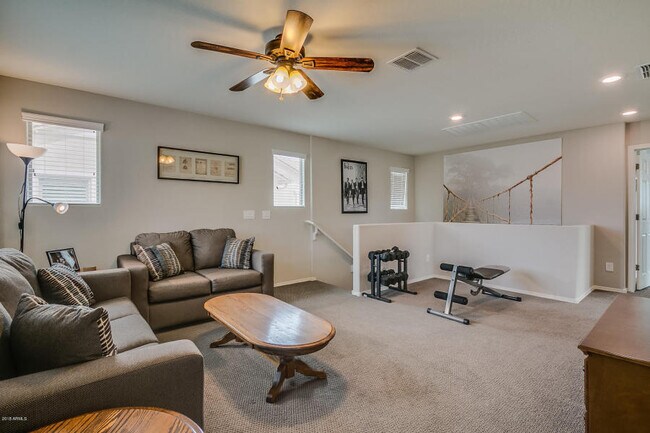 Building Photo - Great Mesa Community Dahlia Pointe 3 bedro...
