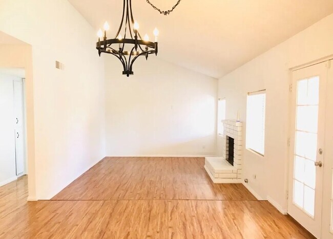 Building Photo - 9125 Eucalyptus Dr