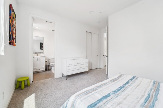 Building Photo - 13225 W Lumina Way