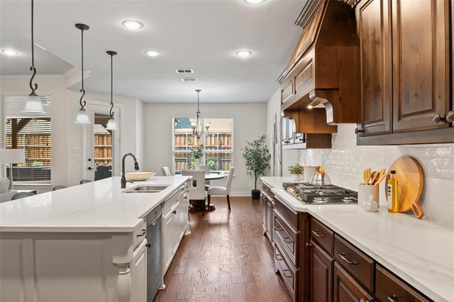 Building Photo - 2911 Redfern Dr