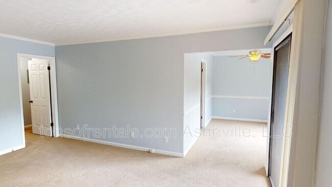 Building Photo - 1767 Haywood Manor Rd