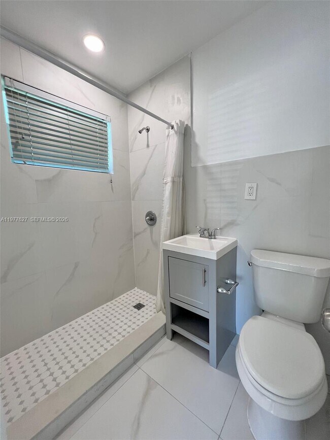 Building Photo - 62 NE 78th St