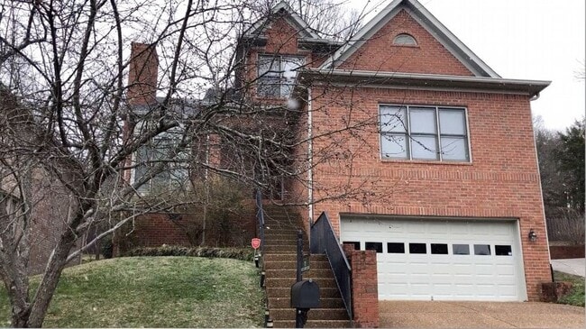 Primary Photo - Green Hills Rental
