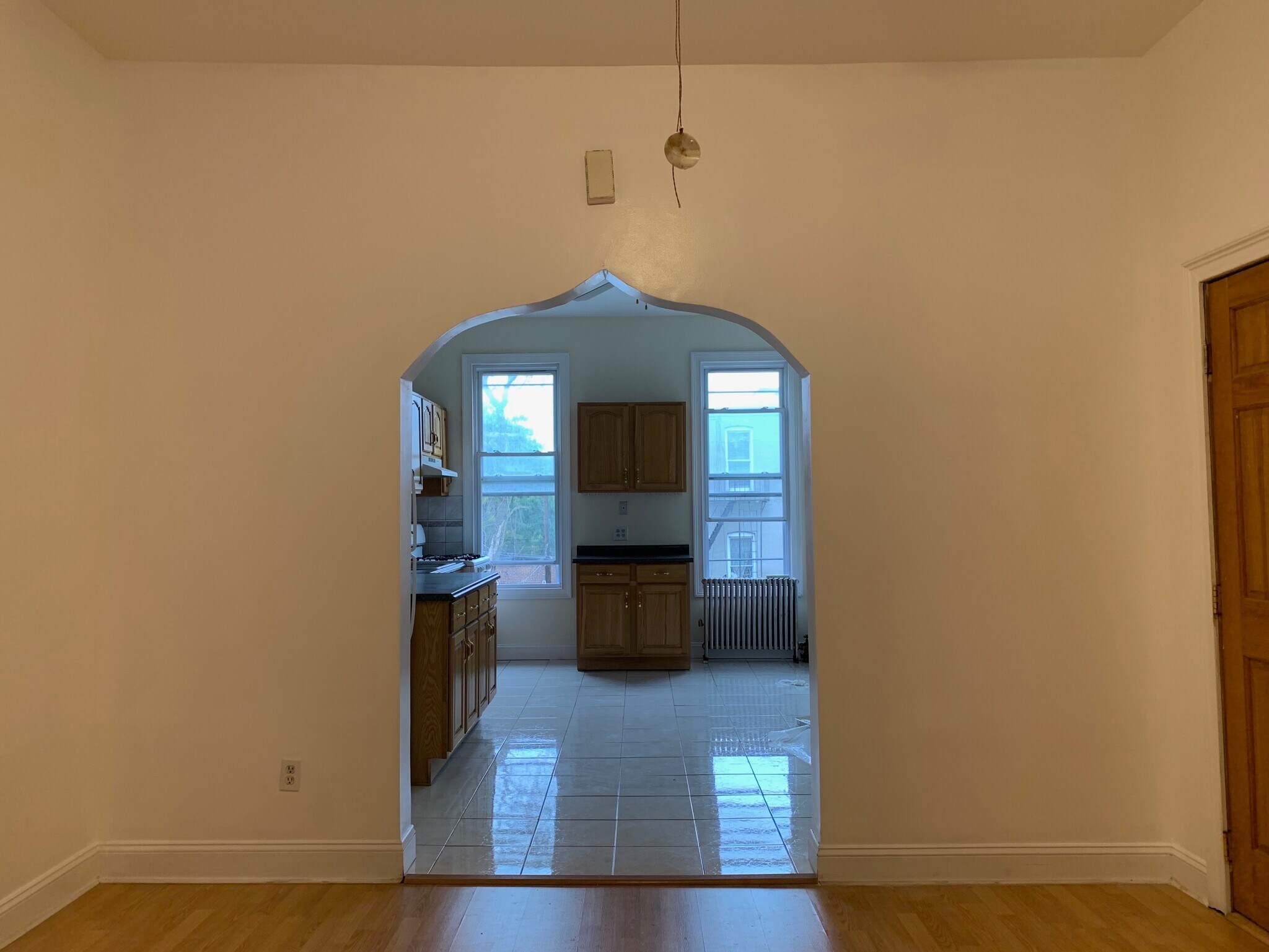 Living Room - 985 Hart St