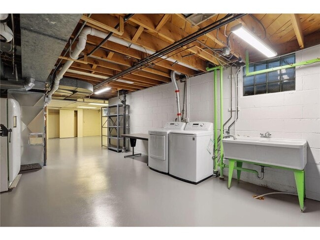 Building Photo - 5233 Danens Dr