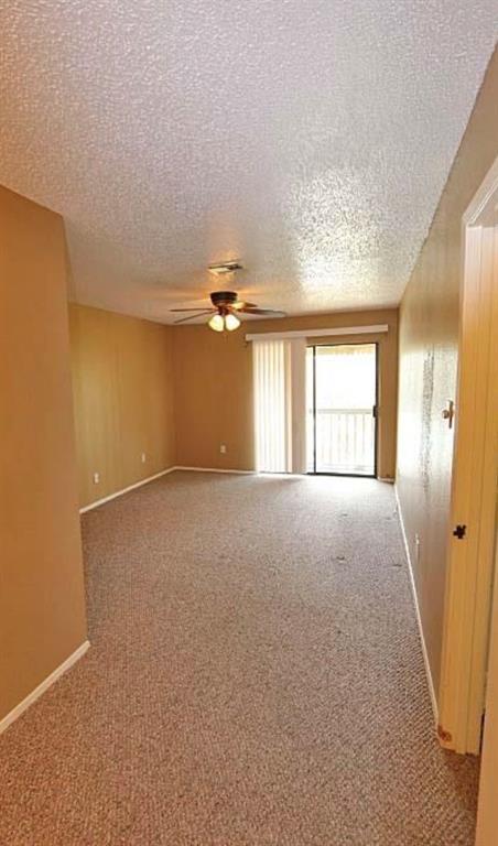 Building Photo - 9365 Pagewood Ln