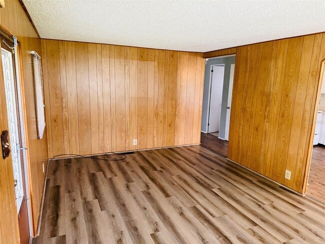 Building Photo - 7169 Fairlane Ave