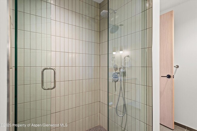 Building Photo - 119 Wood Rd