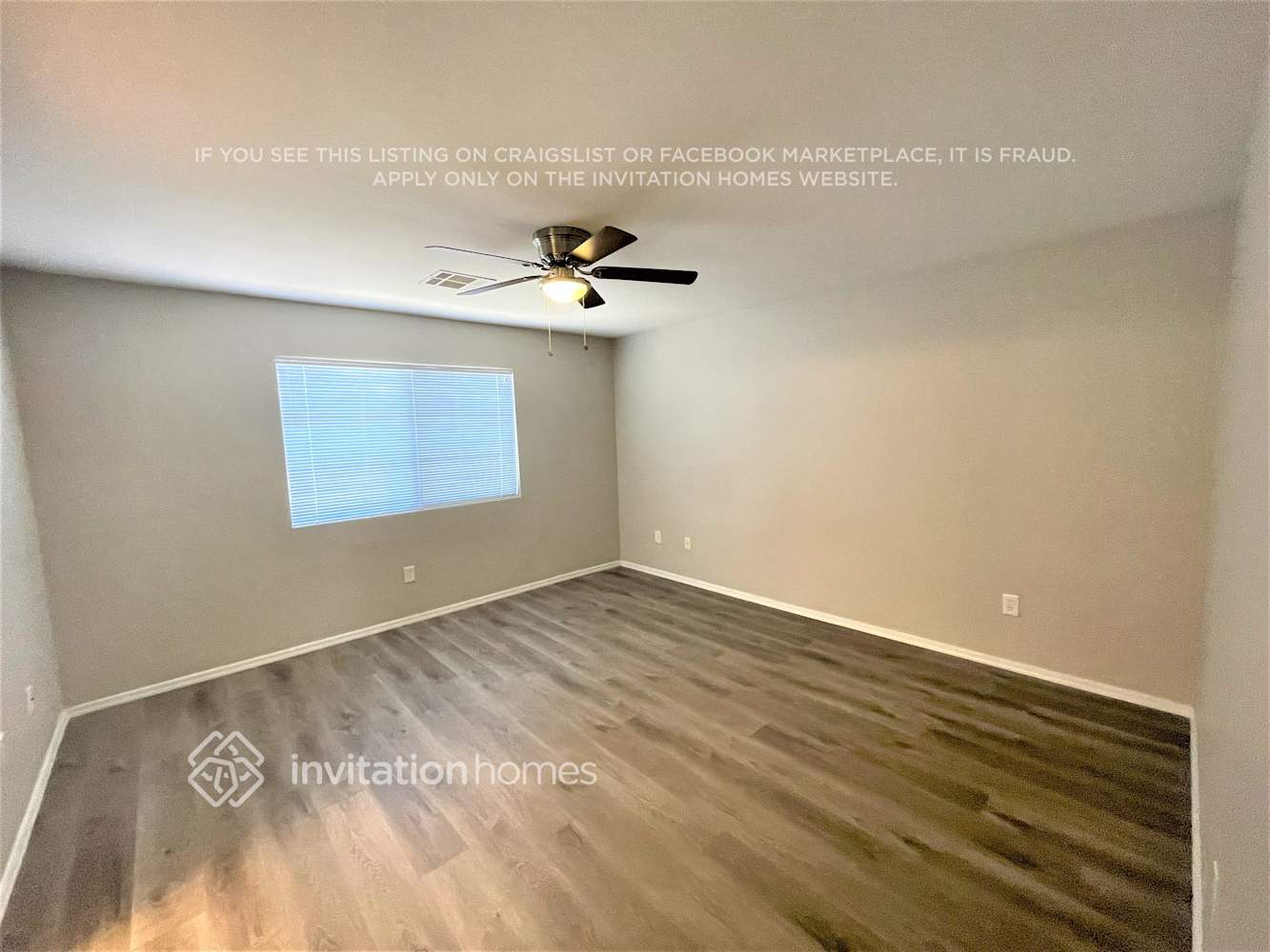 Building Photo - 1551 E Betsy Ln