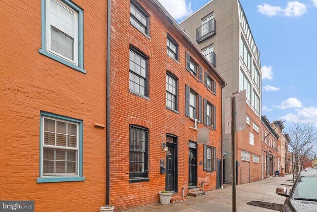 Building Photo - 728 S Wolfe St