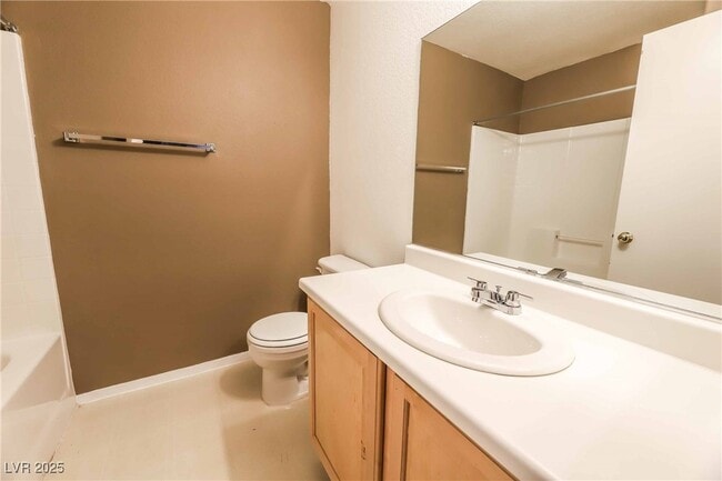 Building Photo - 2580 Land Rush Dr