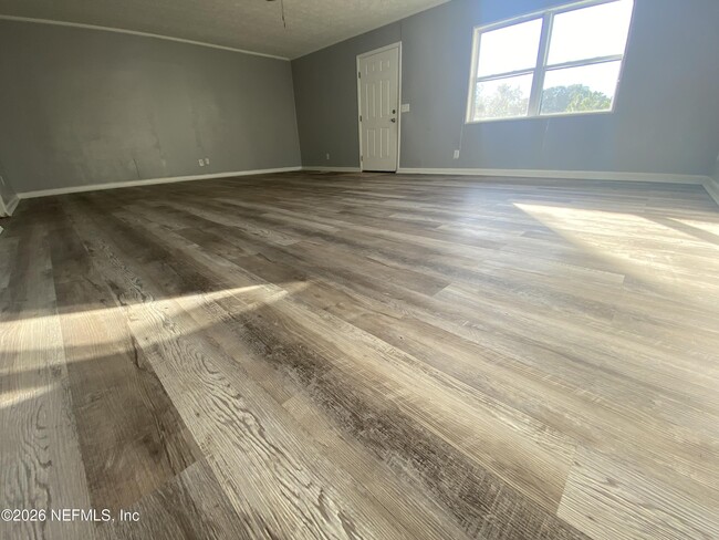 Building Photo - 13007 Atomic St