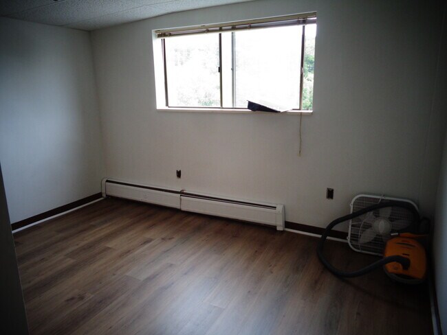 Building Photo - 43 White St