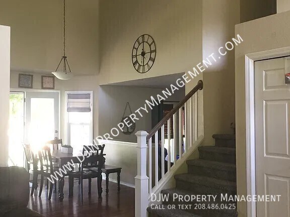 Building Photo - 2168 N Fastwater-