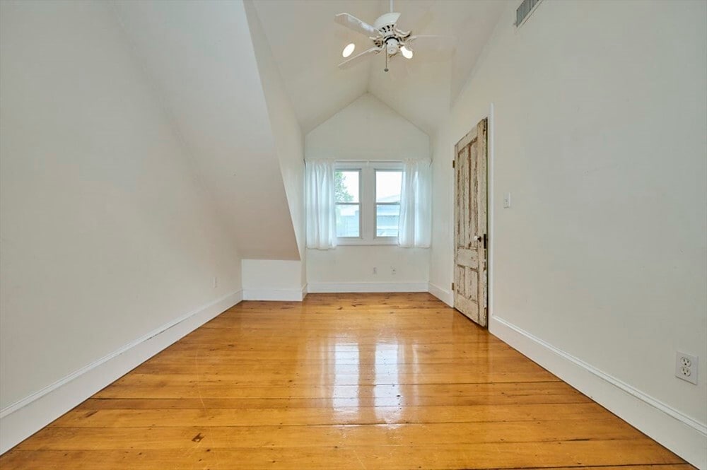 Building Photo - 16 Indiana Ter