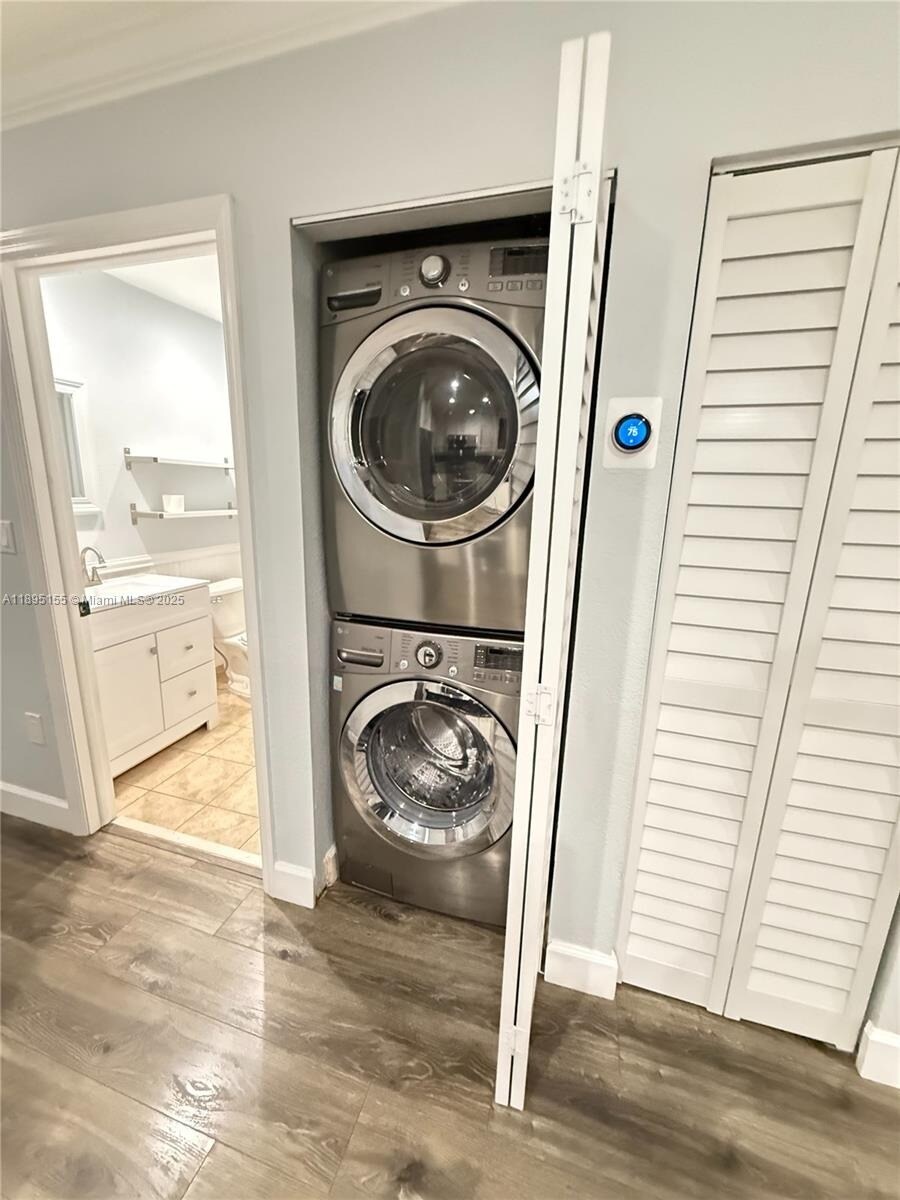 Building Photo - 8851 NW 119th St