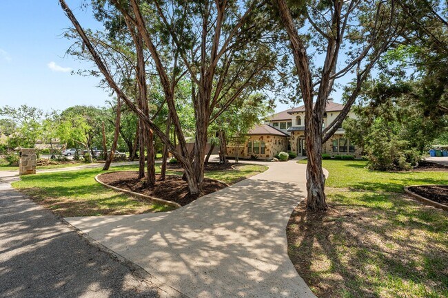 Building Photo - 206 Lido St