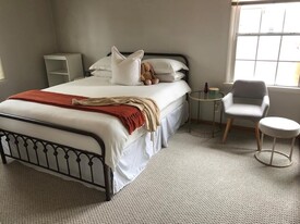 Building Photo - 19144 Calvert St