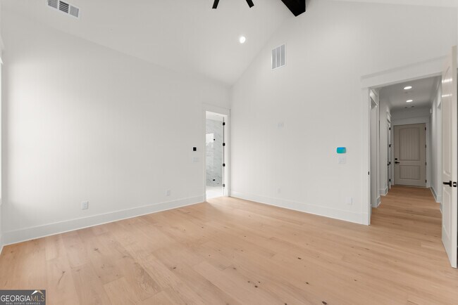 Building Photo - 3255 Tanners Mill Rd