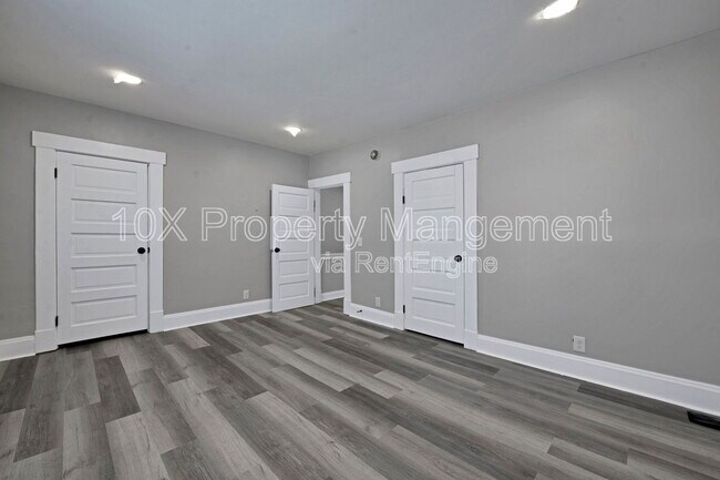 Building Photo - 26 Whitethorne Ave