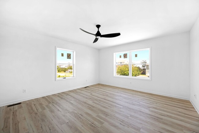 Building Photo - New Construction Home overlooking Prime Ho...