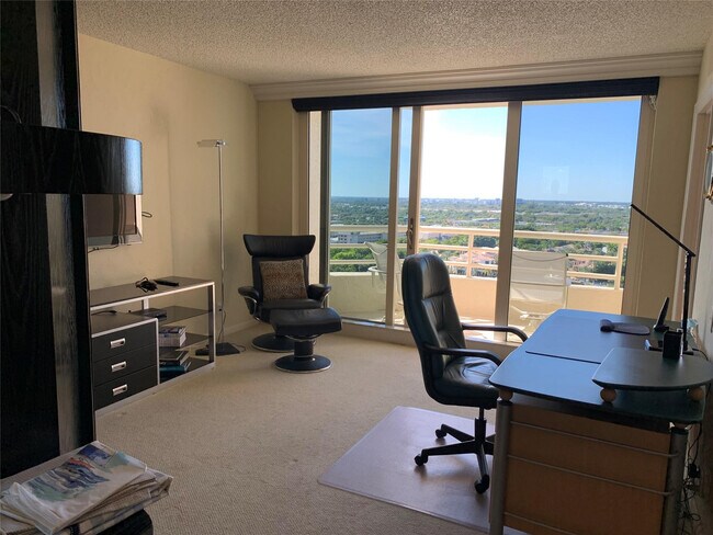 Building Photo - 4101 N Ocean Blvd