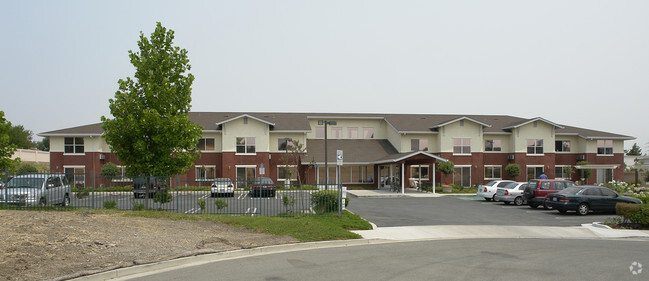 Primary Photo - Hillcrest Terrace Apartments