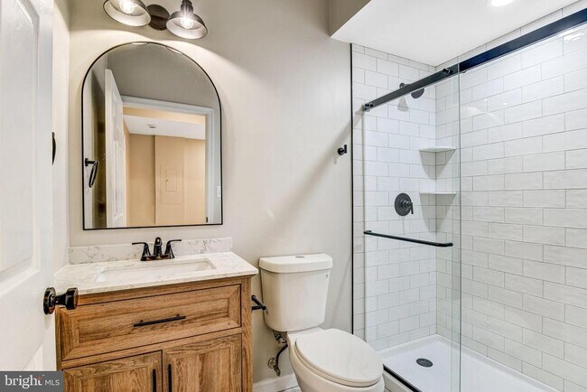 Building Photo - 12527 Heykens Ln