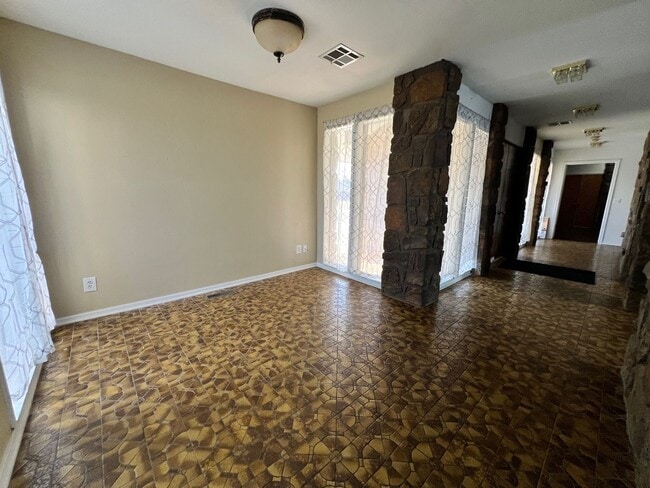 Building Photo - Jenks Schools