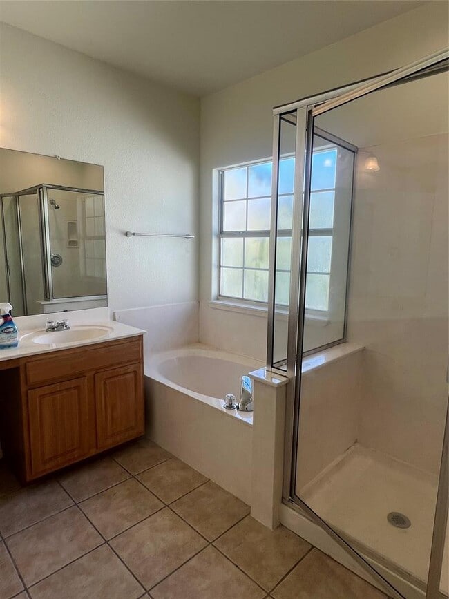 Building Photo - 5404 Martin Ave