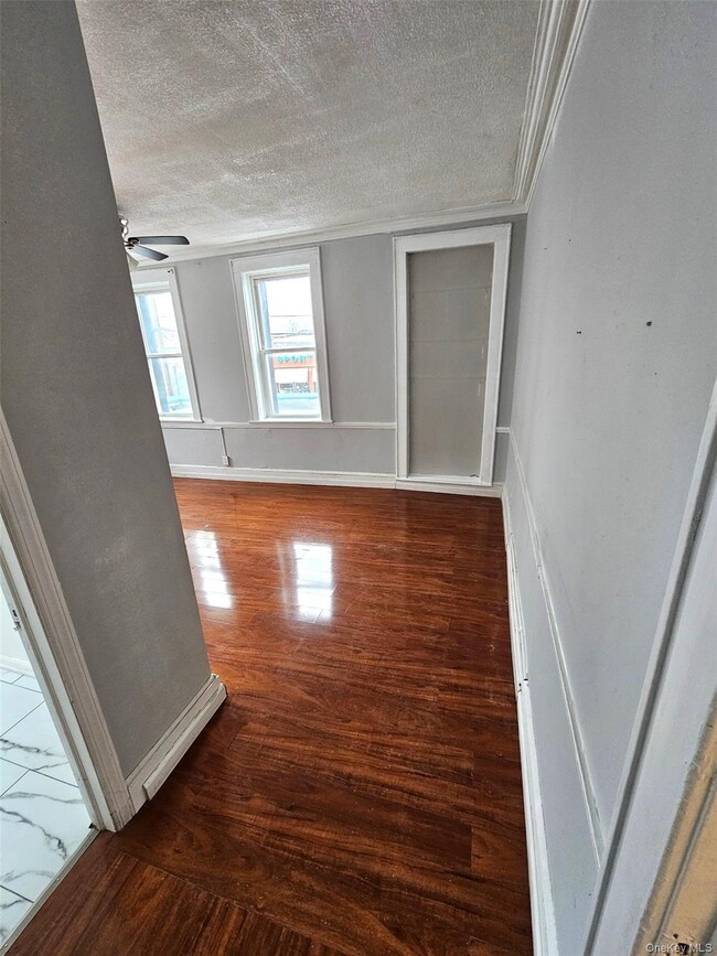 Building Photo - 2426-2428-2428 Grand Ave