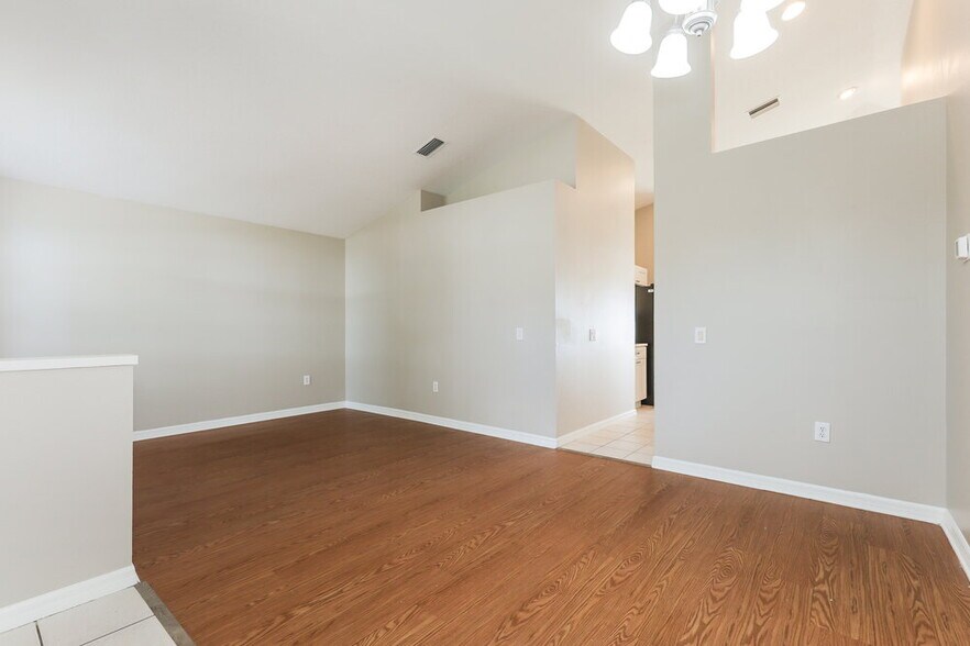 Building Photo - 11109 Lake Lanier Dr