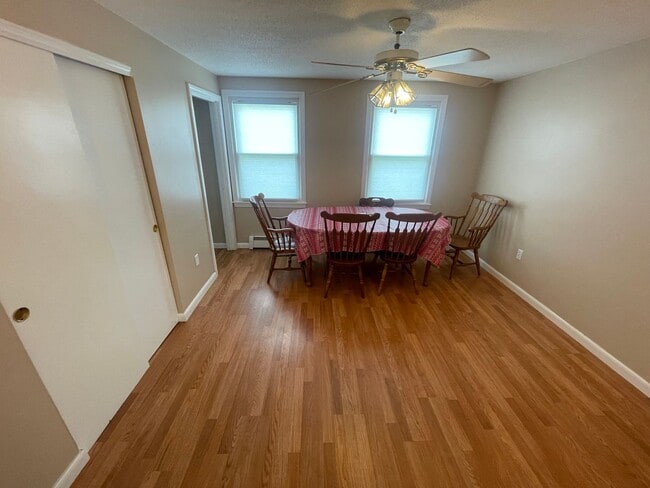 Building Photo - Single-Family Home in South Nashua