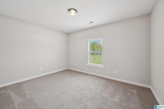 Building Photo - 615 Troubadour Ln