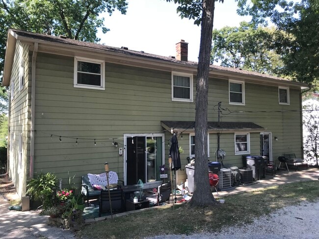 Building Photo - 443 N Grandview Blvd