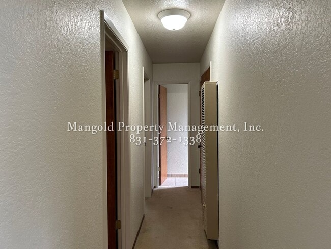 Building Photo - Charming 2-Bed, 1.5-Bath  Multi-Level Home...