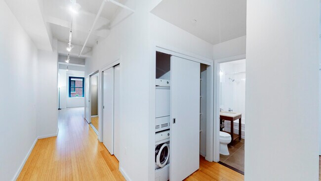 In Unit Washer and Dryer - 365 Bridge St