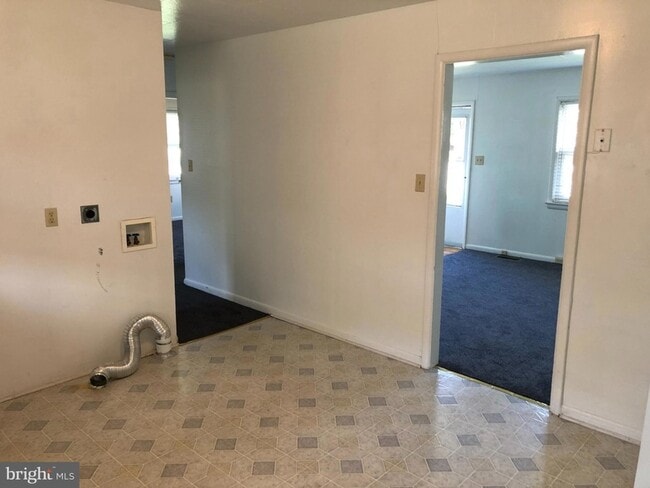 Building Photo - 121 Taft Ave