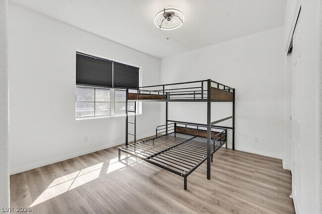 Building Photo - 8777 W Maule Ave