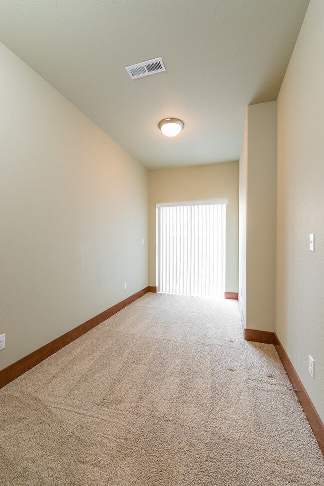 Building Photo - Renton 3 bed Townhouse for Rent