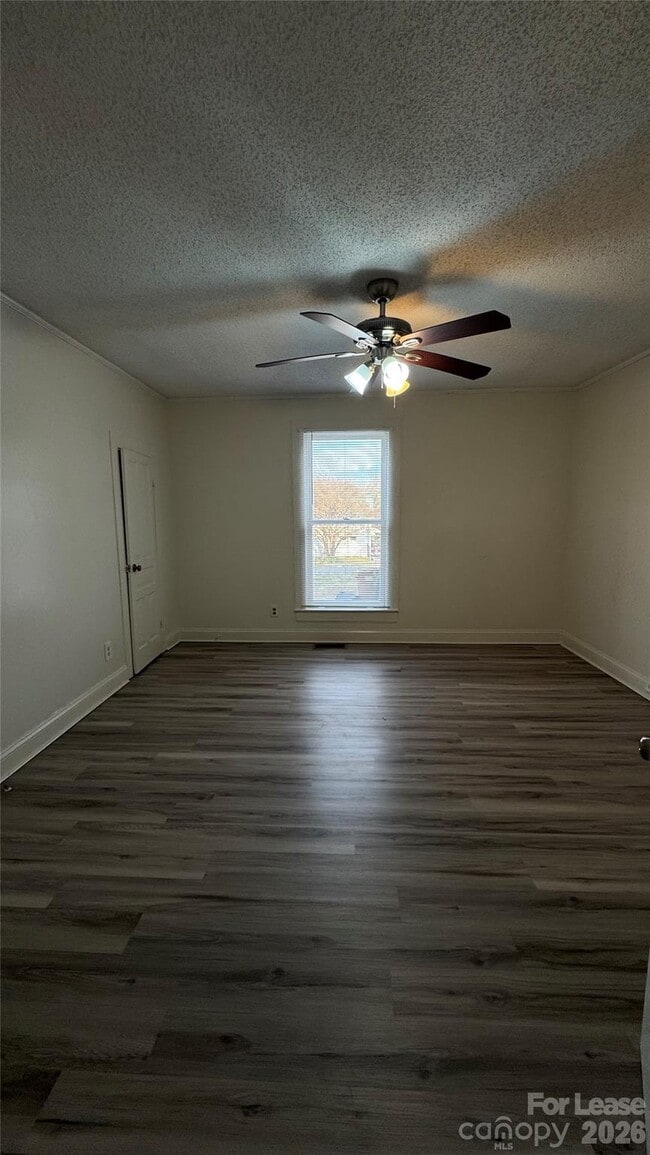 Building Photo - 181 McGill Ave NW