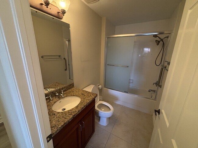 Building Photo - 87 Vivante Blvd