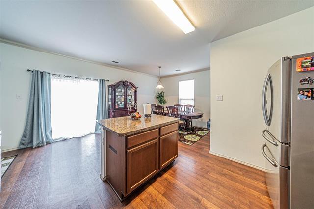 Building Photo - 906 Penny Royal Ct