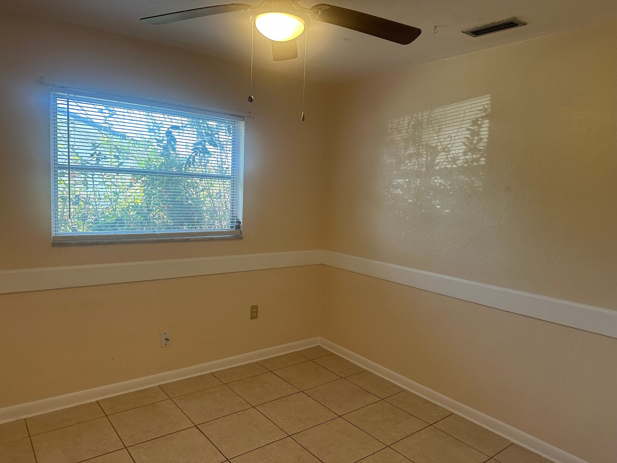 Bedroom - 795 2nd St