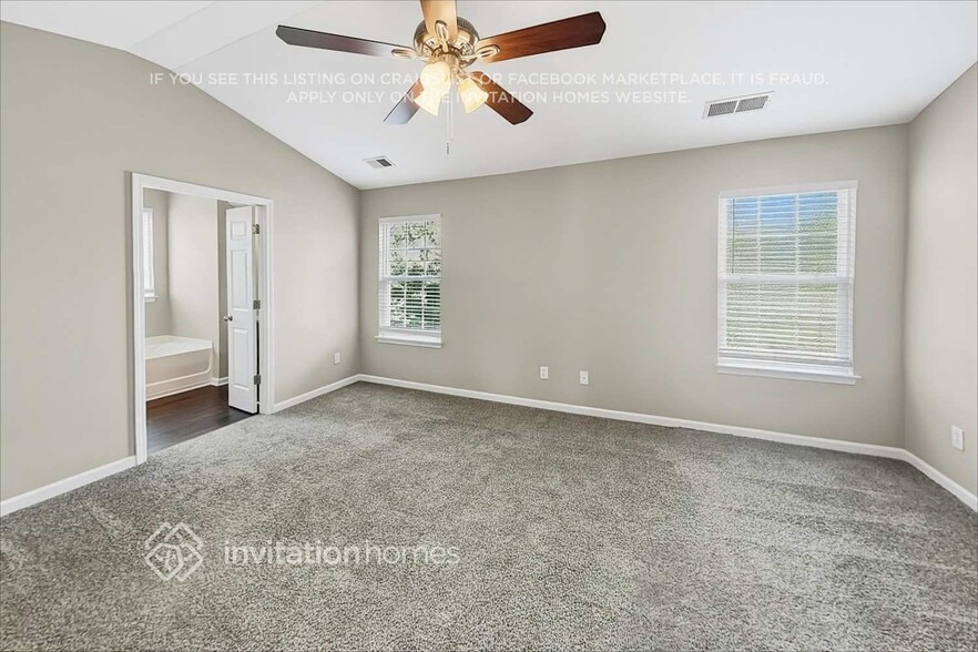 Building Photo - 9018 Gailes Dr