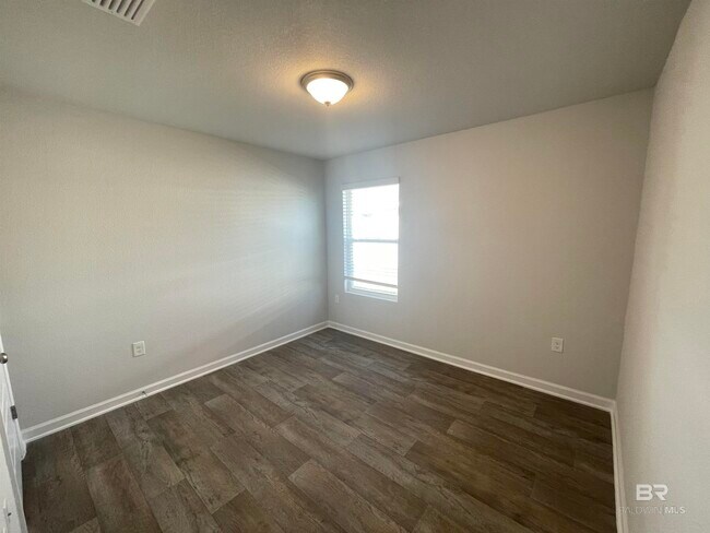 Building Photo - 14945 Forsythia Lp