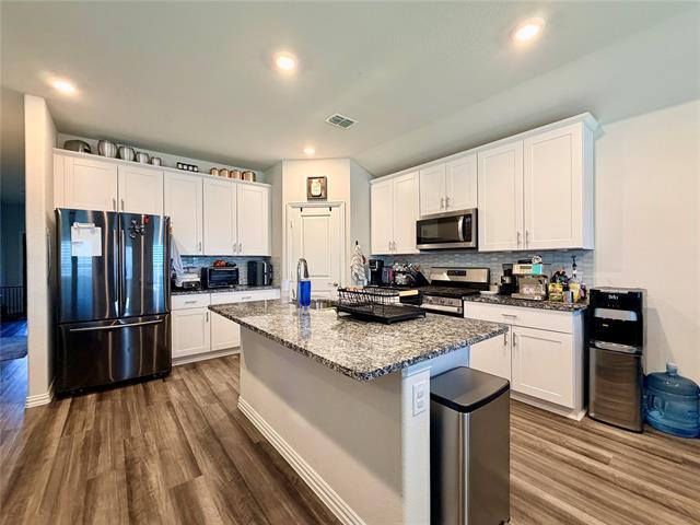 Building Photo - 6301 Spooky Cat Trl