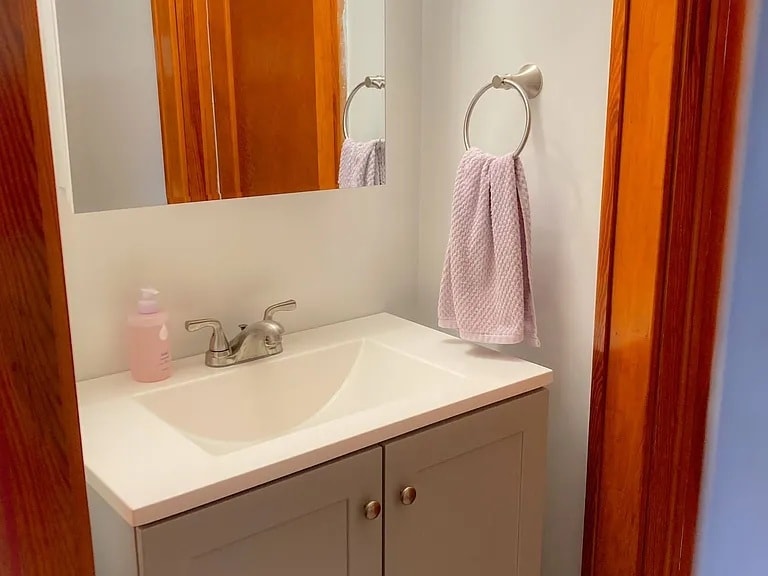 Building Photo - 303 Franklin St