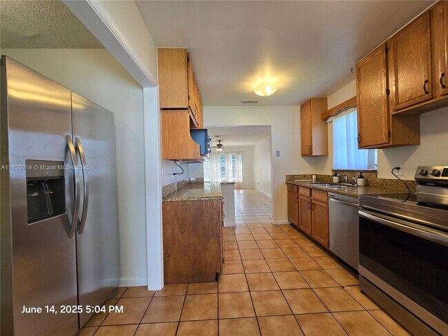 Building Photo - 3530 S 55th Ave